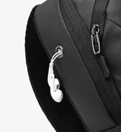 Pro-Care CrossBody Tas - Waterdicht - Universele Fit - Tablet 7.9 Inch - Telefoon Kabel Opening - Uniek Design - Zwart 20 Pro-Care CrossBody Tas - Waterdicht - Universele Fit - Tablet 7.9 Inch - Telefoon Kabel Opening - Uniek Design - Zwart -Liora Luxe Winkel 1098x1200 2