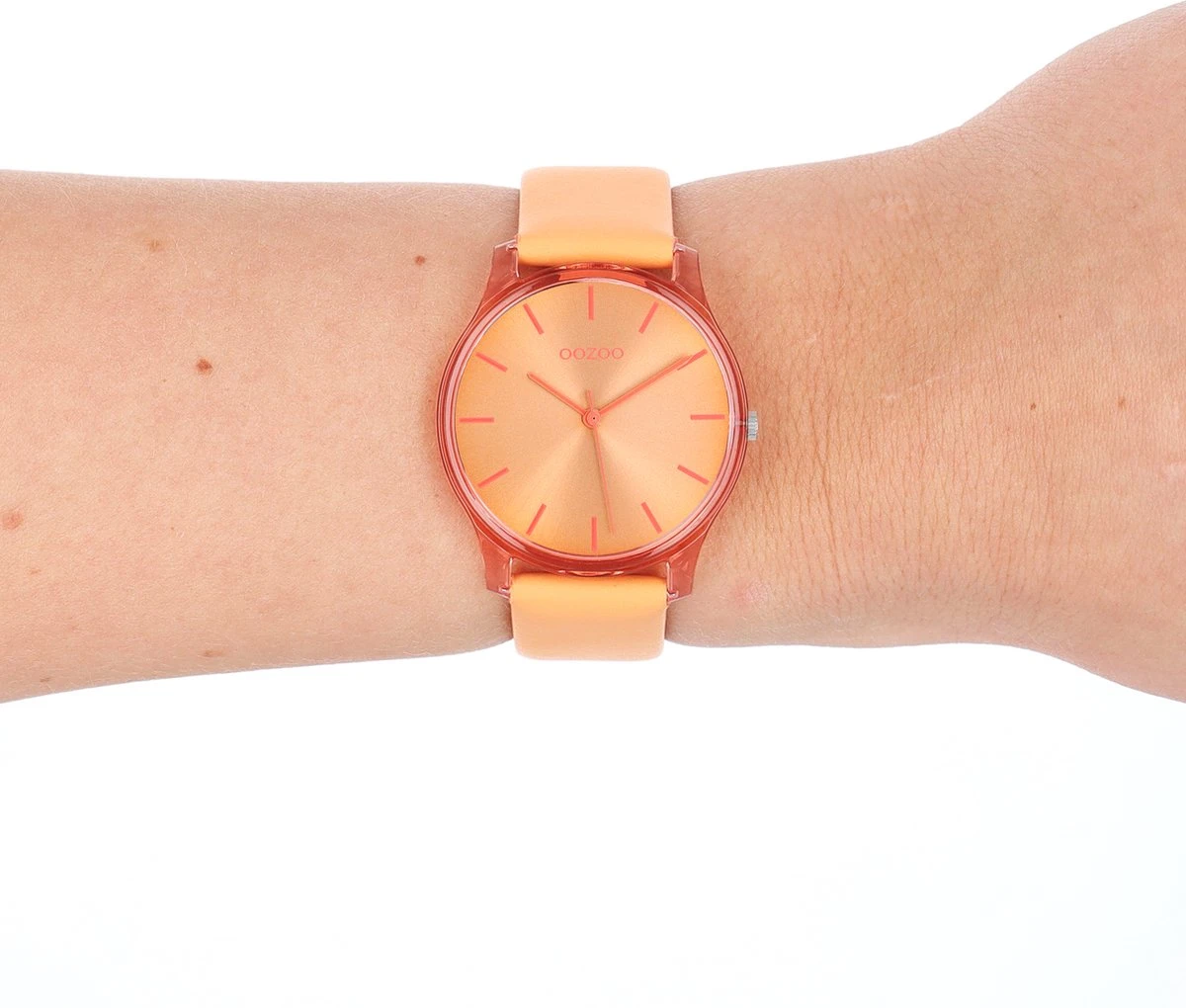 OOZOO Timepieces - Oranje Horloge Met Mango Leren Band - C11141 5 OOZOO Timepieces - Oranje Horloge Met Mango Leren Band - C11141 - Afbeelding 3