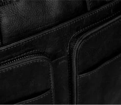 Chesterfield Samual Business Schoudertas Black -Liora Luxe Winkel 1200x1033 1