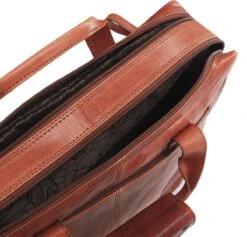Manfield - Cognac Leren Laptoptas -Liora Luxe Winkel 1200x1152 2