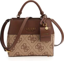 Guess Berta Sml Dbl Cmprtmnt Satchel Schoudertassen Dames - Camel - Maat ONESIZE 20 Guess Berta Sml Dbl Cmprtmnt Satchel Schoudertassen Dames - Camel - Maat ONESIZE -Liora Luxe Winkel 1200x1153 1