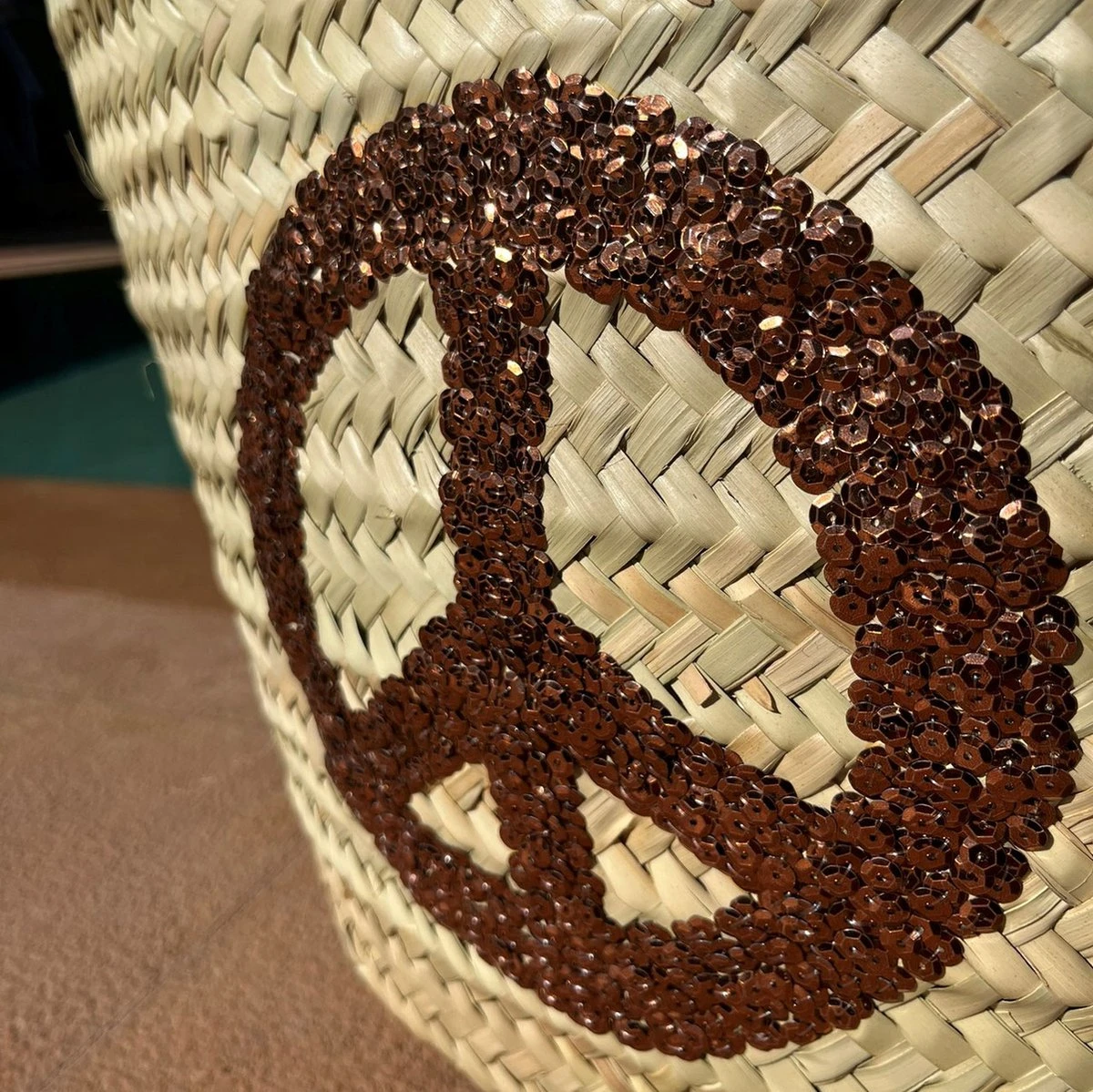 Bohemida- Rieten Tas - Boho Ibiza Shopper Tas/Strandtas - Peace Bruin Pailletten - Boodschappentas - Mandtas – Boodschappenmand 3 Bohemida- Rieten Tas - Boho Ibiza Shopper Tas/Strandtas - Peace Bruin Pailletten - Boodschappentas - Mandtas – Boodschappenmand