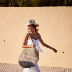 Barts Kayley Hat Wheat Dames Hoed - Maat One Size -Liora Luxe Winkel 1200x1200 660