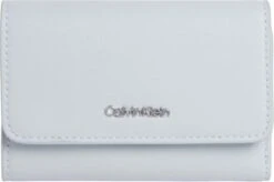 Calvin Klein - Must Trifold Sm Portemonnee - Dames - Pearl Blue