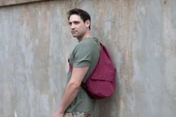 Healthy Back Bag Textured Nylon M Fig -Liora Luxe Winkel 1200x799 2