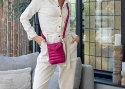 Chabo Bags - Venice Phone Bag - Telefoontasje - Crossoverbag - Leer - Gewatteerd -Padded - Zwart -Liora Luxe Winkel 1200x857