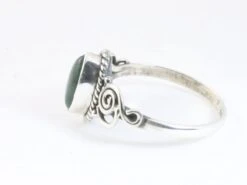Fijne Bewerkte Zilveren Ring Met Jade - Maat 19 -Liora Luxe Winkel 1200x899 9