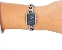 OOZOO Timepieces - Zilverkleurige Horloge Met Zilverkleurige Schakelarmband - C11131 -Liora Luxe Winkel 1200x966 1