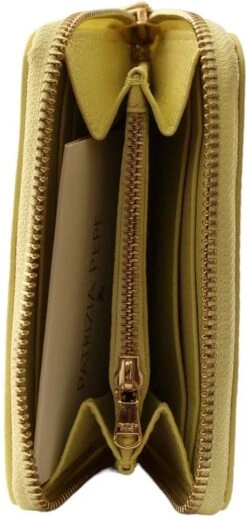 Patrizia Pepe Portefeuille Yellow STUK -Liora Luxe Winkel 573x1200 1