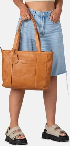 Burkely Just Jolie Dames Werktas 14" - Cognac 13 Burkely Just Jolie Dames Werktas 14" - Cognac -Liora Luxe Winkel 578x1200 1
