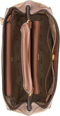 Guess Berta Sml Dbl Cmprtmnt Satchel Schoudertassen Dames - Camel - Maat ONESIZE 14 Guess Berta Sml Dbl Cmprtmnt Satchel Schoudertassen Dames - Camel - Maat ONESIZE -Liora Luxe Winkel 619x1200