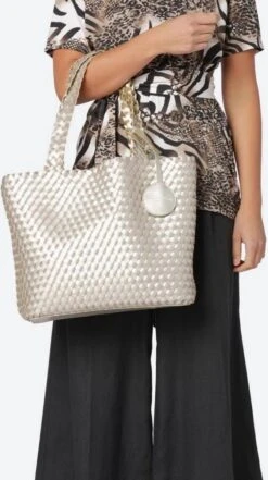 Ilse Jacobsen Shopper - Goud - Maat Geen -Liora Luxe Winkel 672x1200 1
