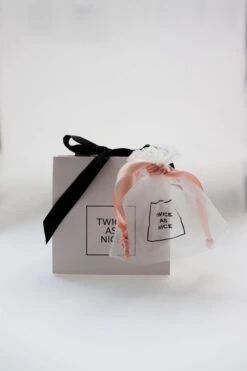 Twice As Nice High Fashion Armband, Druppeltje, Lichtgroene Steentjes -Liora Luxe Winkel 800x1200 33