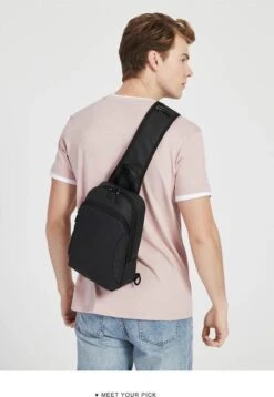 Pro-Care CrossBody Tas - Waterdicht - Universele Fit - Tablet 7.9 Inch - Telefoon Kabel Opening - Uniek Design - Zwart 17 Pro-Care CrossBody Tas - Waterdicht - Universele Fit - Tablet 7.9 Inch - Telefoon Kabel Opening - Uniek Design - Zwart -Liora Luxe Winkel 828x1200 1