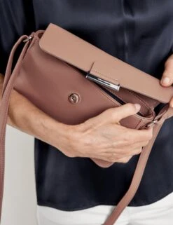 GERRY WEBER Dames Schoudertas Sand-99 9 GERRY WEBER Dames Schoudertas Sand-99 -Liora Luxe Winkel 923x1200 1